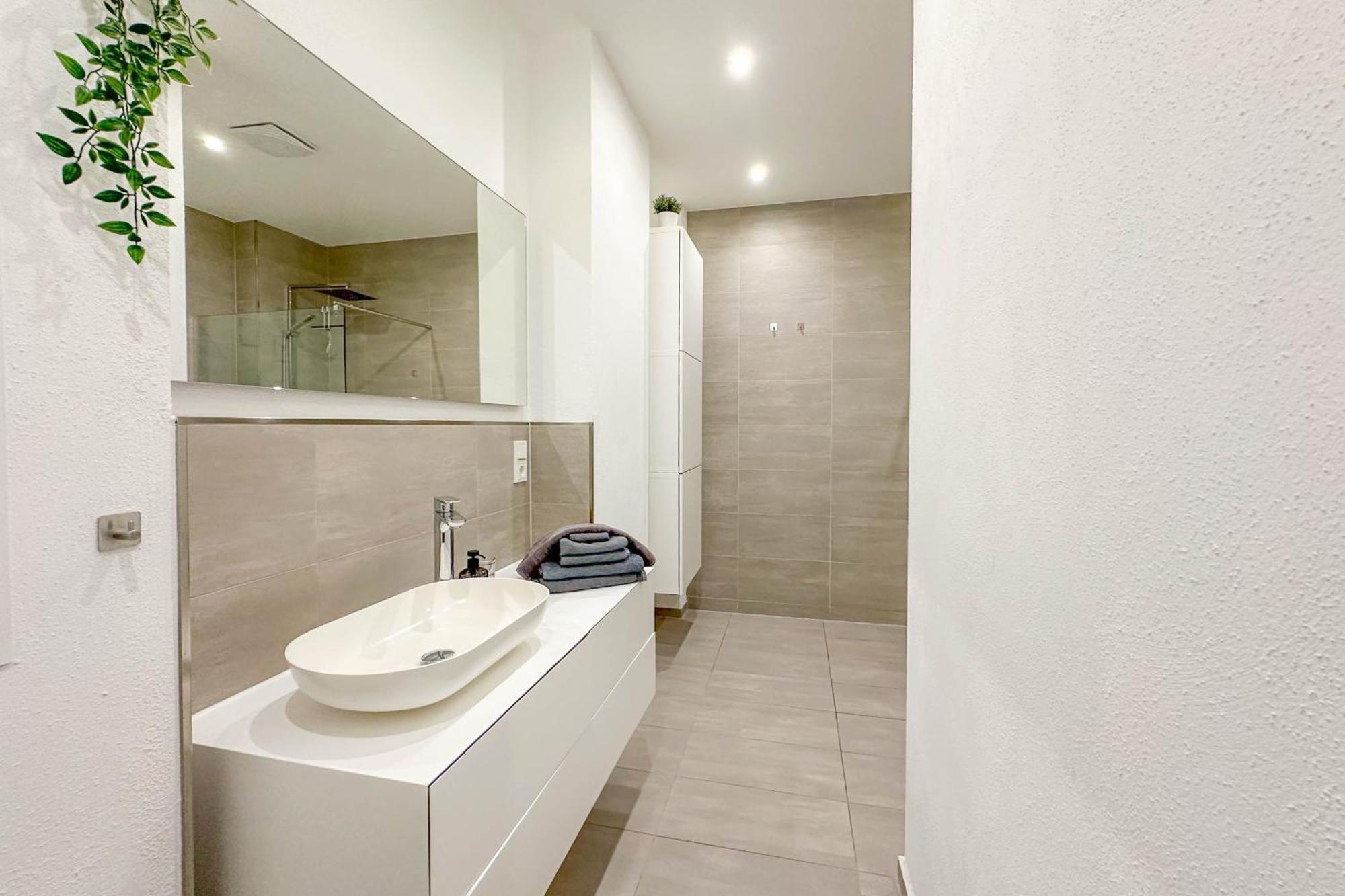 Modernes Trierer Cityloft Mit Grossem Balkon Exterior foto